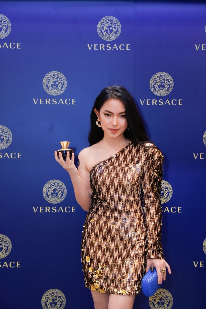 Nước hoa Versace Dylan Blue Pour Femme Eau De Parfum 100ml